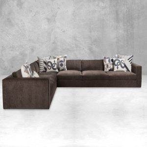 Shoreclub Sectional in Chocolate Brown